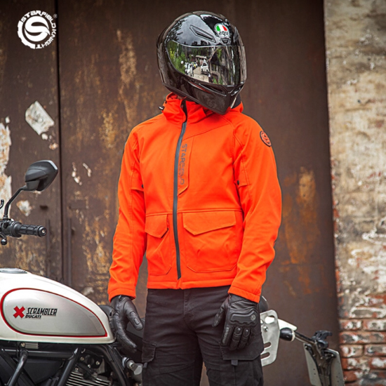 ‫STAR جاكيت احمر