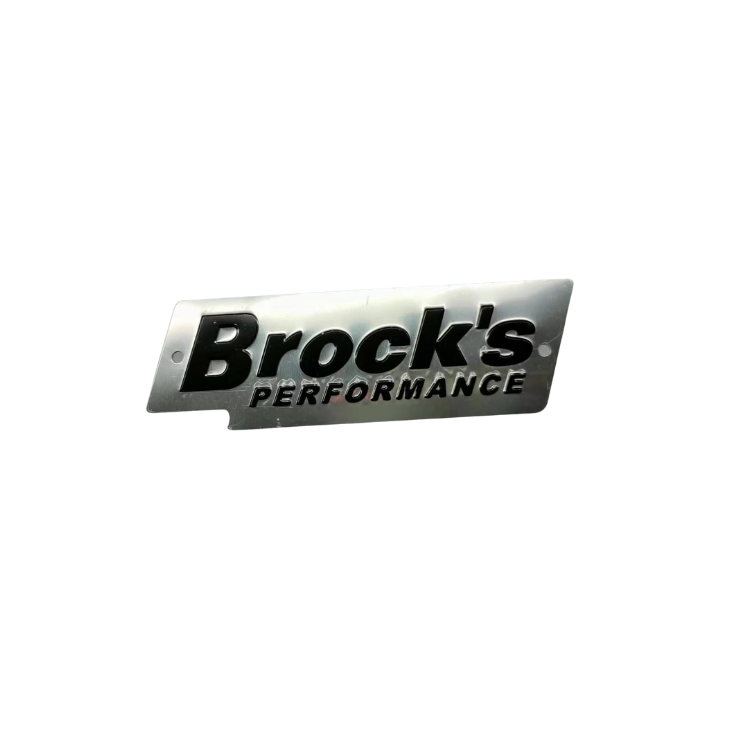 شعار معدني Brocks Performance لعادم الدراجات النارية – خلفية فضية
