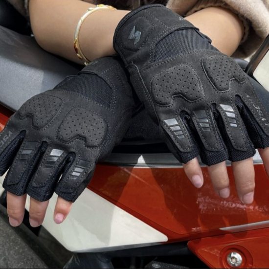 ‫قفاز نص lyschy اسود