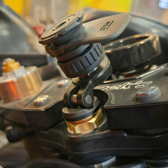 حامل جوال ROAD LOCK مع مانع اهتزاز